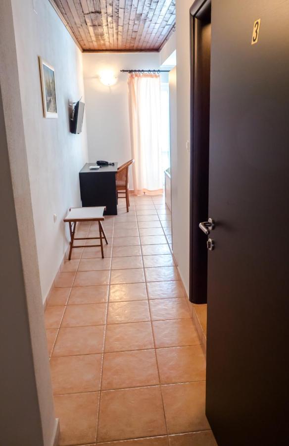 Apartment-Rooms Preka Palit Exterior photo